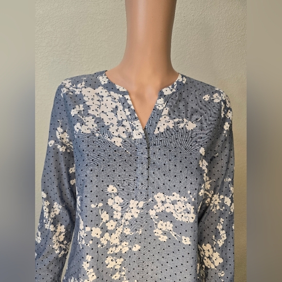 Talbots Petites Women's Top Floral Blue Long Sleeve Blouse Size P - Picture 5 of 8